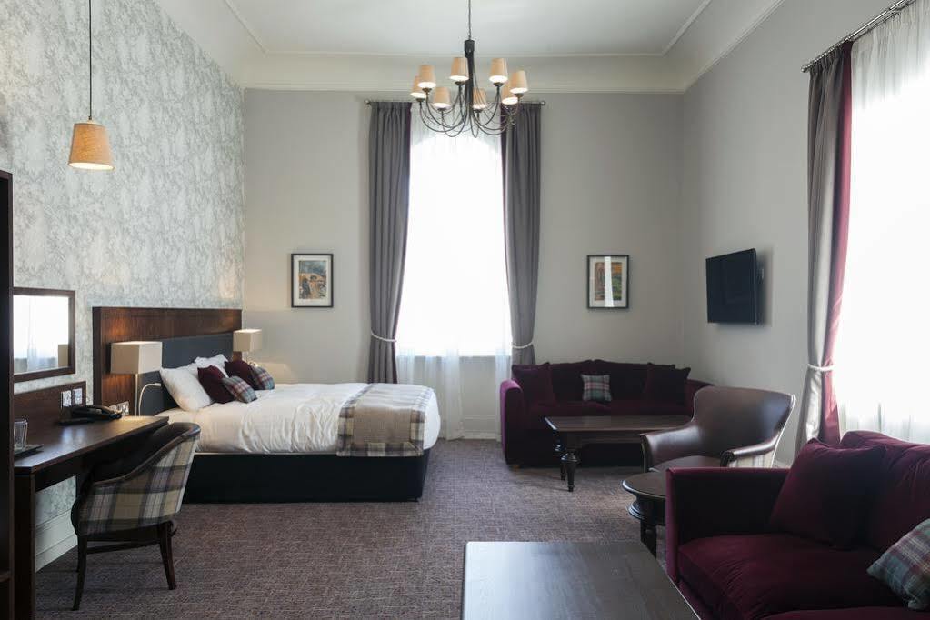 The White Hart Hotel Cullompton Bagian luar foto